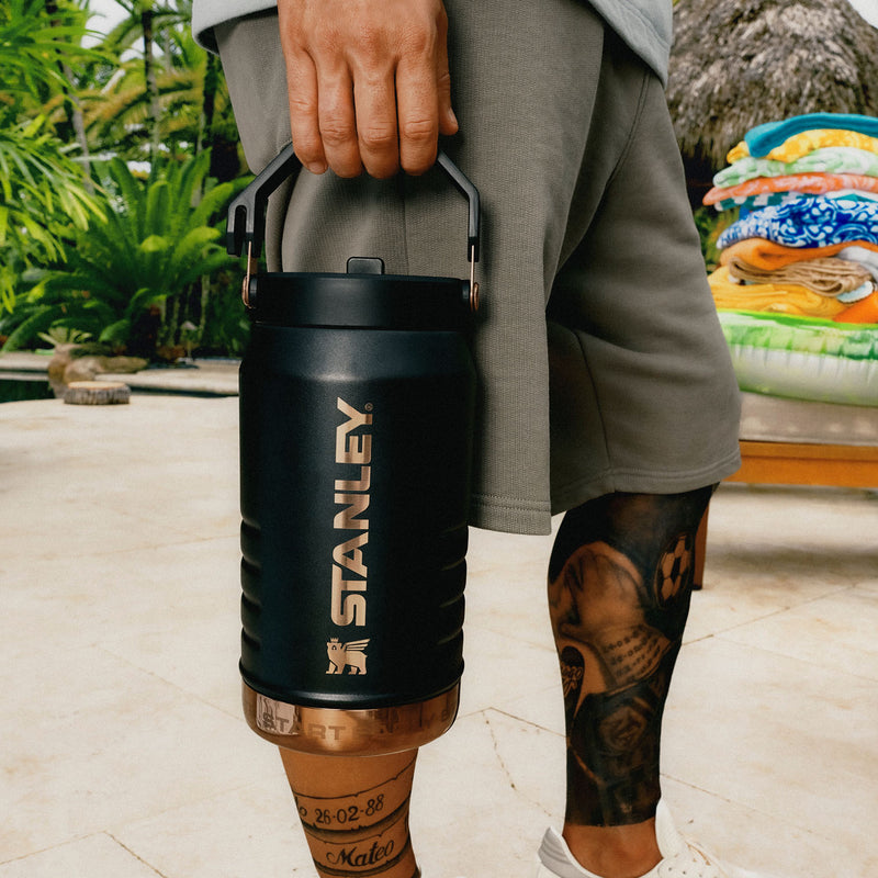 Stanley 1913 Messi x Stanley 1913 IceFlow™ Flip Straw Jug in Messi GOAT Black