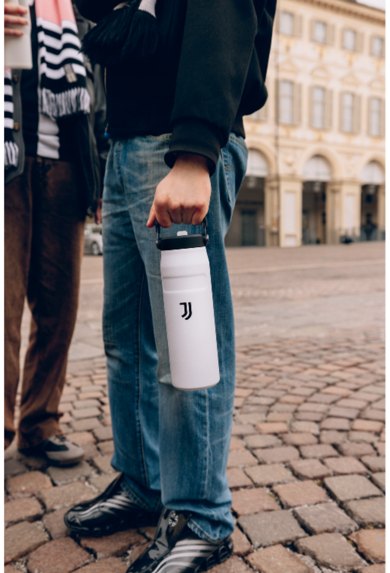 Stanley 1913 Stanley 1913 x Juventus The IceFlow™ Bottle Flip Straw 2.0 in Coded