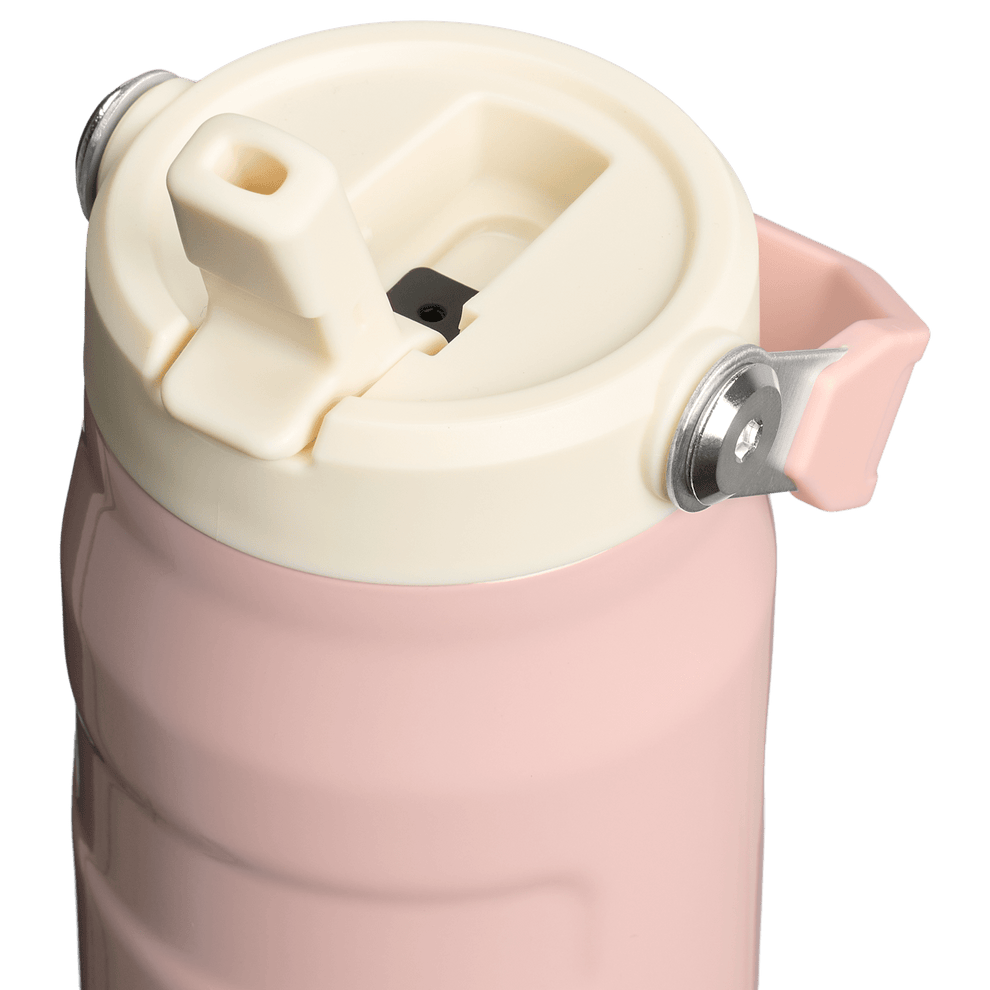 Stanley 1913 The IceFlow™ Bottle with Flip Straw Lid 24 OZ Oasis Collection in Peach Whip Gloss | Lid Detailed View