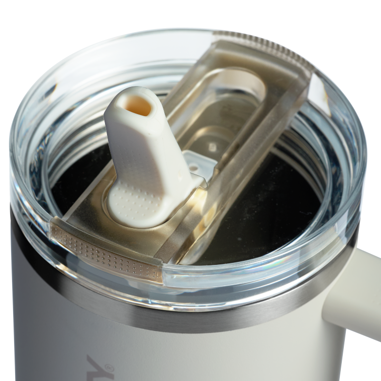 Stanley 1913 The Quencher ProTour Flip Straw Tumbler 40 OZ in Cream | Lid View