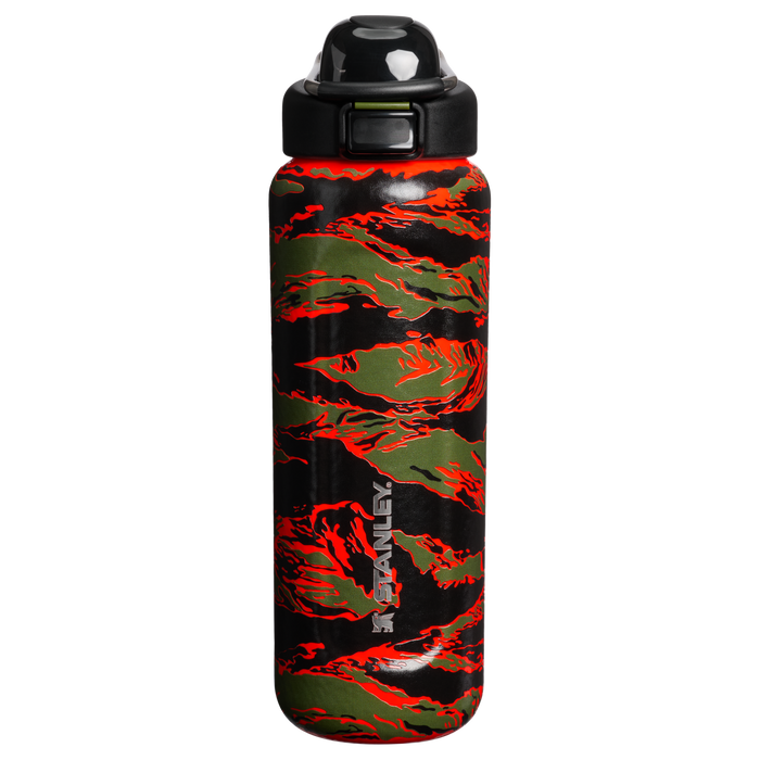 Stanley 1913 Stanley 1913 x Devin Booker The Wellspring Bottle 24 oz in Devin Booker Hidden in Plain Sight | Front View