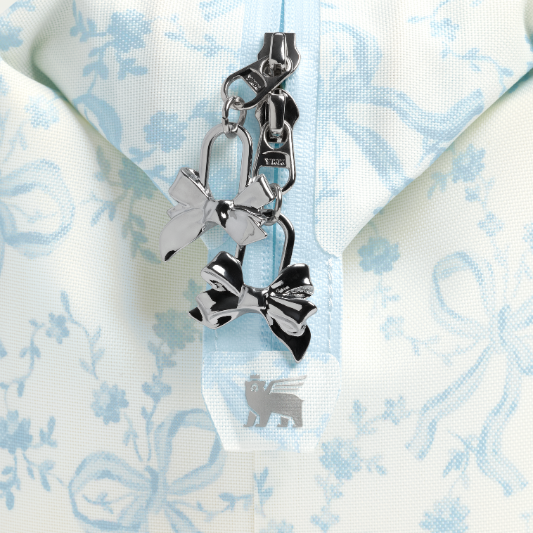 Stanley 1913 Stanley 1913 x LoveShackFancy The All Day Madeleine Mini Cooler Backpack in Coquette Bow – Winter Ice | View 3