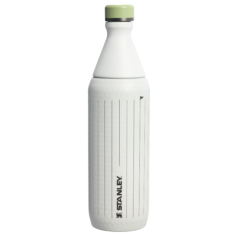 Stanley 1913 The Stanley 1913 x Nelly Korda All Day Slim Bottle 20 OZ in Nelly Korda Pinstripe | View 1
