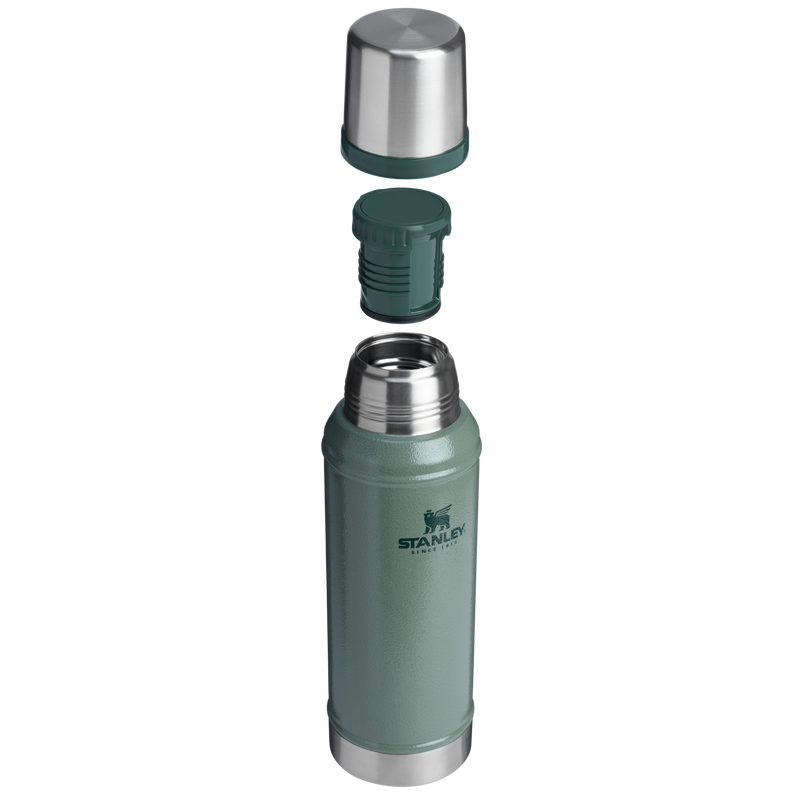 Stanley 1913 Classic Legendary Bottle 1.0 QT in Hammertone Green | Cross Section View