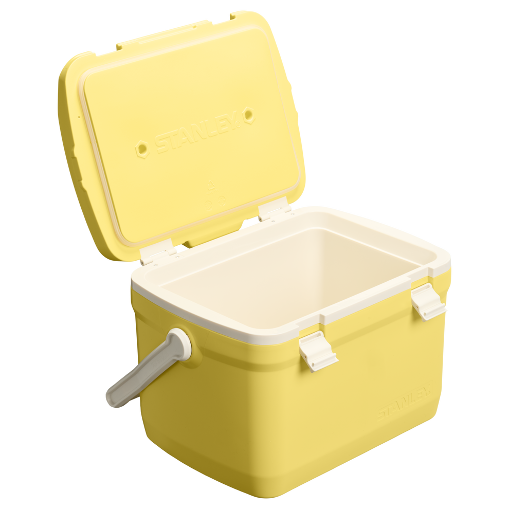 Stanley 1913 The Easy Carry Outdoor Cooler 16 QT in Daffodil | Open View