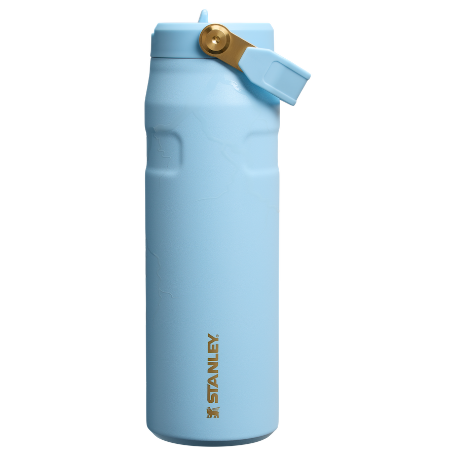 Stanley 1913 Messi x Stanley 1913 IceFlow™ Flip Straw 2.0 Bottle in Messi Striker Blue