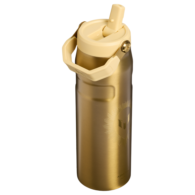 Stanley 1913 Messi x Stanley 1913 IceFlow™ Flip Straw 2.0 Bottle in Messi Legacy | View 2