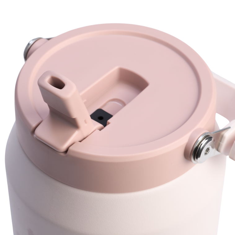 Stanley 1913 The IceFlow Flip Straw Jug 64 OZ in Rose Quartz | Lid Detailed View