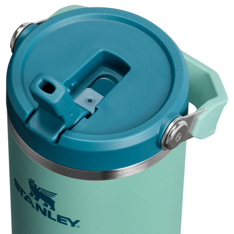 Stanley 1913 The IceFlow™ Flip Straw Tumbler 2.0 30 OZ in Spring Green | Lid Detailed View
