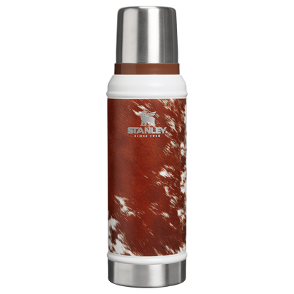 Stanley 1913 The Stanley 1913 x Kacey Musgraves Legendary Classic Bottle 1 QT in Kacey Musgraves Rodeo | Front View
