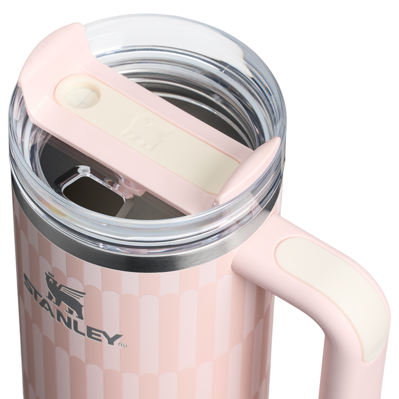 Stanley 1913 The Quencher®  H2.0  Flowstate™ Tumbler 30 oz | High Summer in Tea Rose Tile | Lid Detailed View