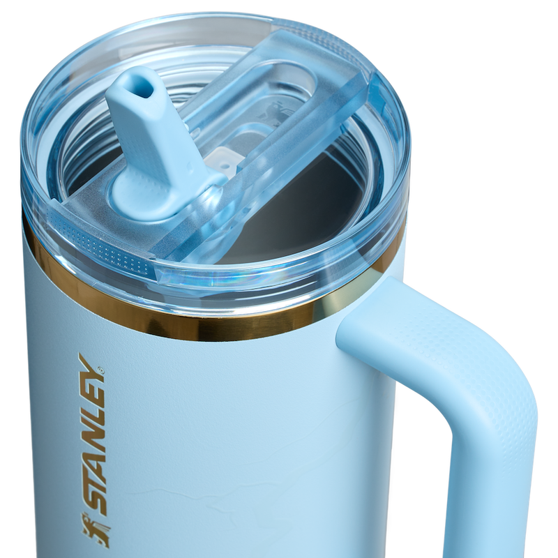 Stanley 1913 Messi x Stanley 1913 Quencher® ProTour Flip Straw Tumbler in Messi Striker Blue | Lid Detailed View
