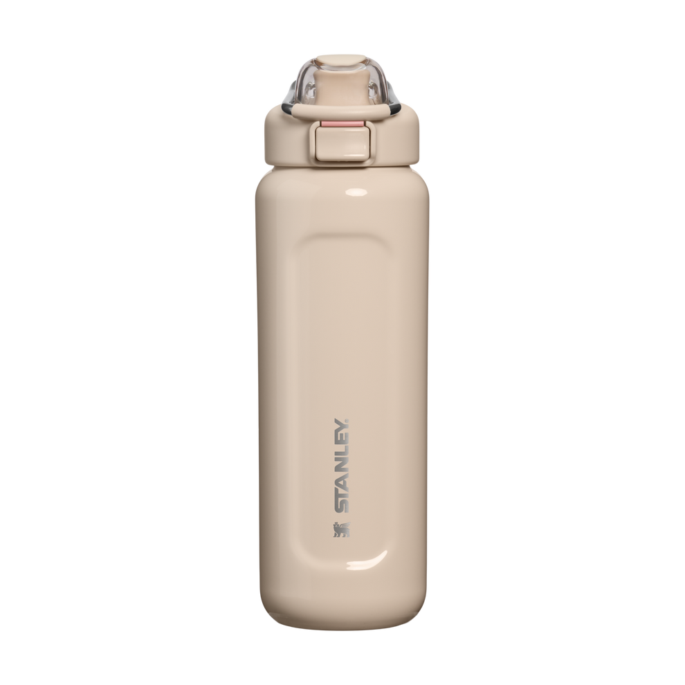 Stanley 1913 The Wellspring Bottle 24 OZ in Champagne Gloss | Front View