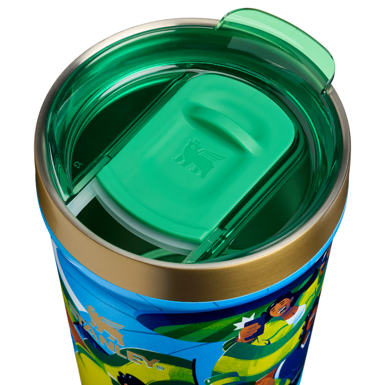 Stanley 1913 The Everyday Tumbler 16 OZ Fútbol Artist Collection Brazil in Brazil | Lid Detailed View